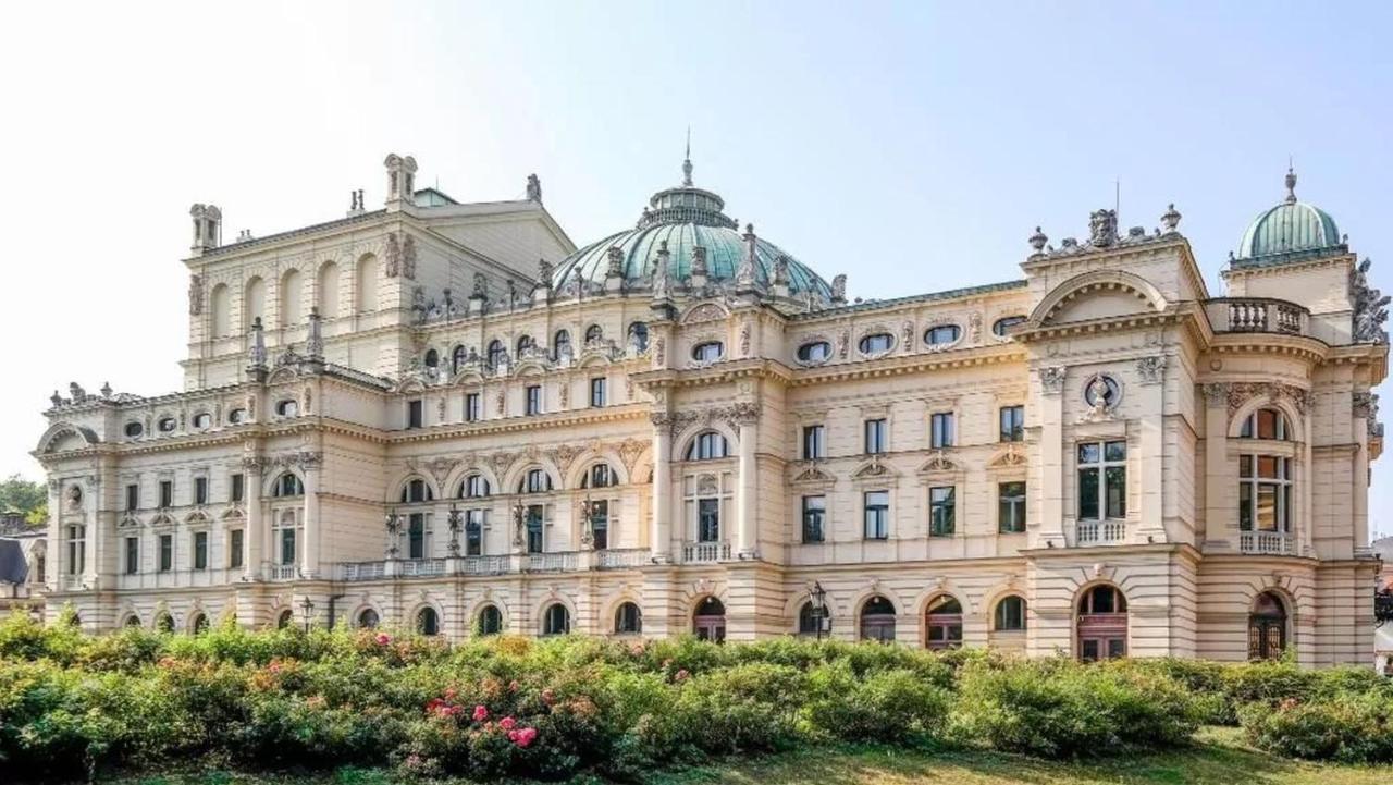 Amen Aparthotel Residence Krasków Exterior foto