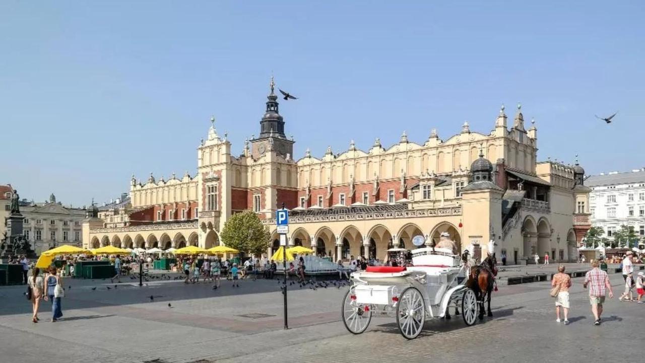 Amen Aparthotel Residence Krasków Exterior foto