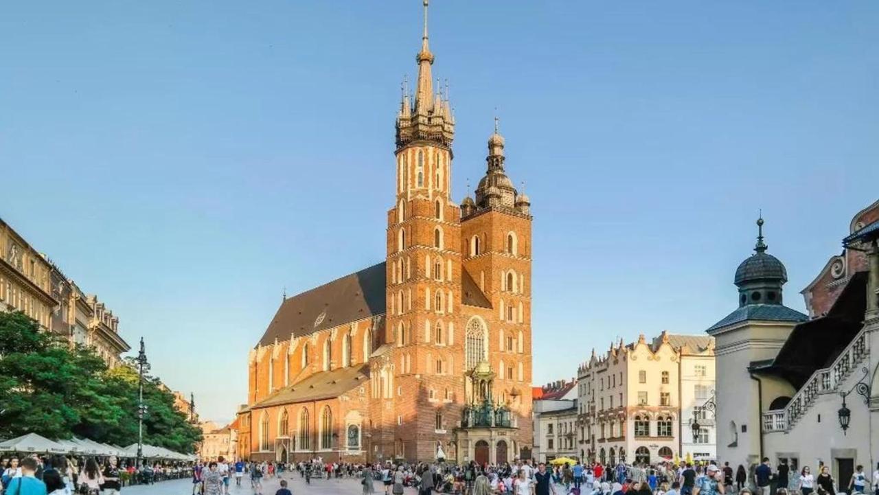 Amen Aparthotel Residence Krasków Exterior foto